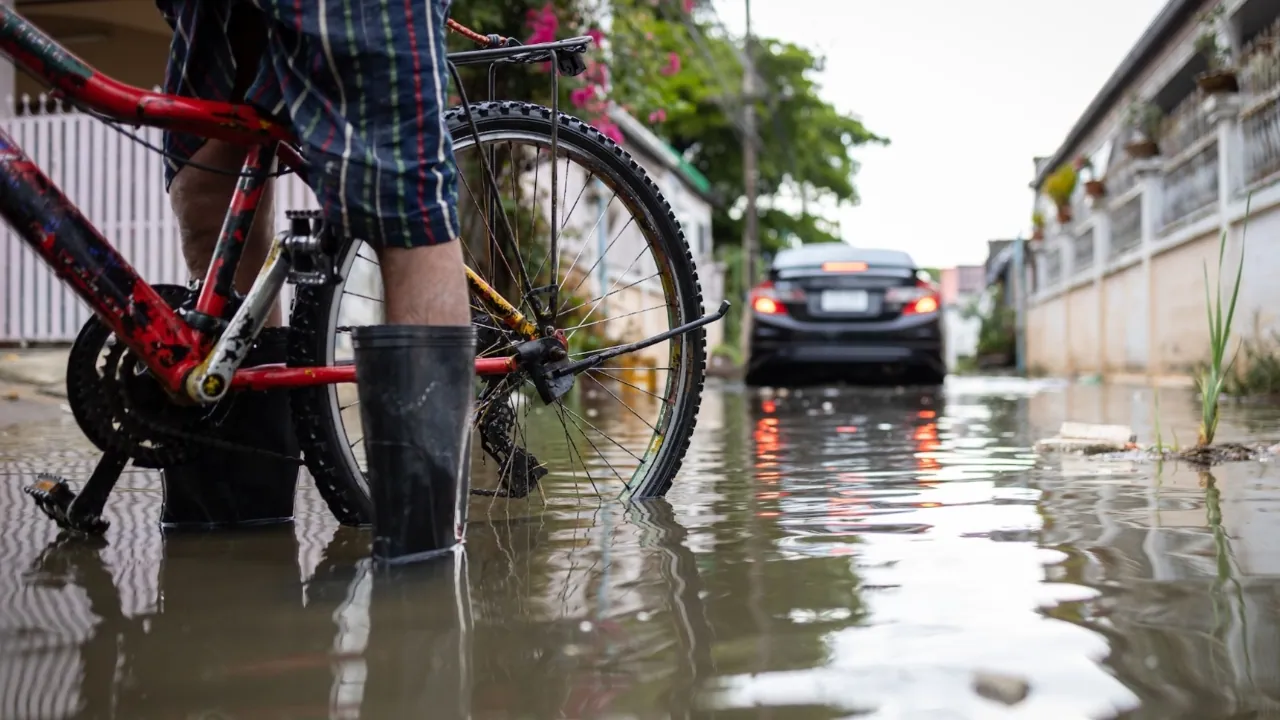 ฝนตกและน้ำท่วมขังกับประเด็นสุขภาพที่ครัวเรือนควรใส่ใจ